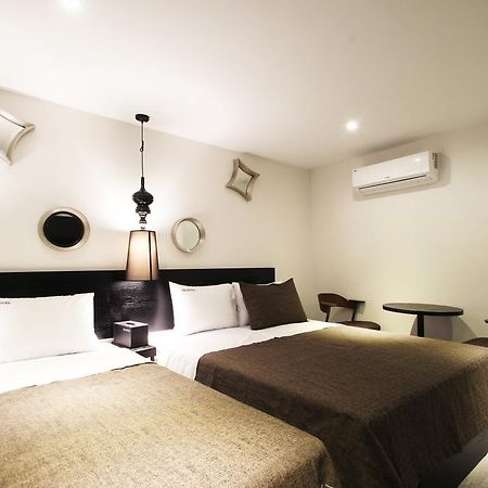 17Th Hotel Yeonje Dış mekan fotoğraf