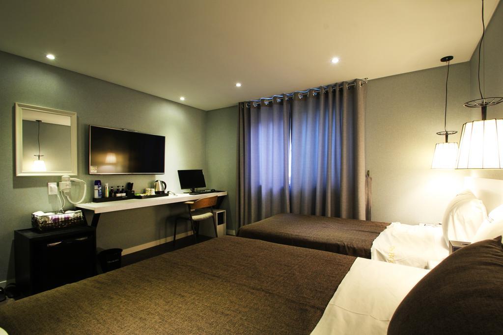 17Th Hotel Yeonje Dış mekan fotoğraf