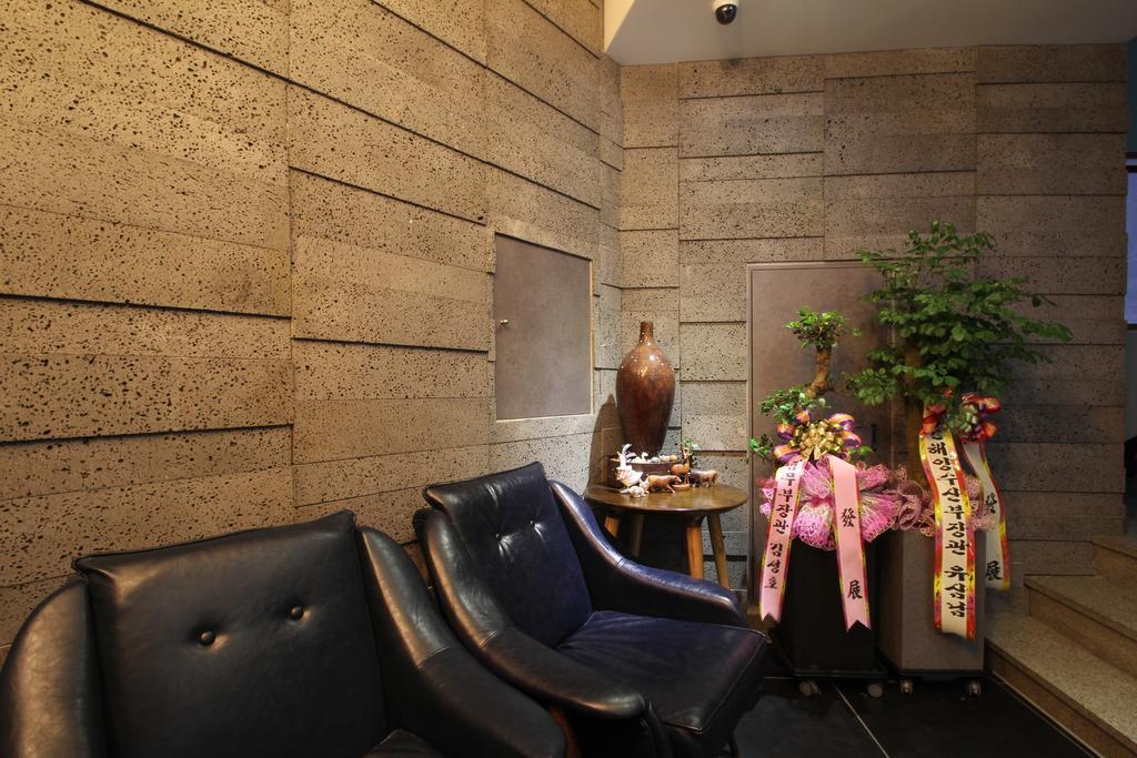 17Th Hotel Yeonje Dış mekan fotoğraf