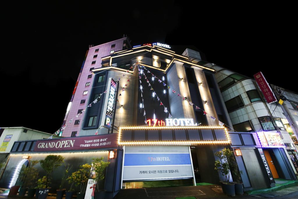 17Th Hotel Yeonje Dış mekan fotoğraf