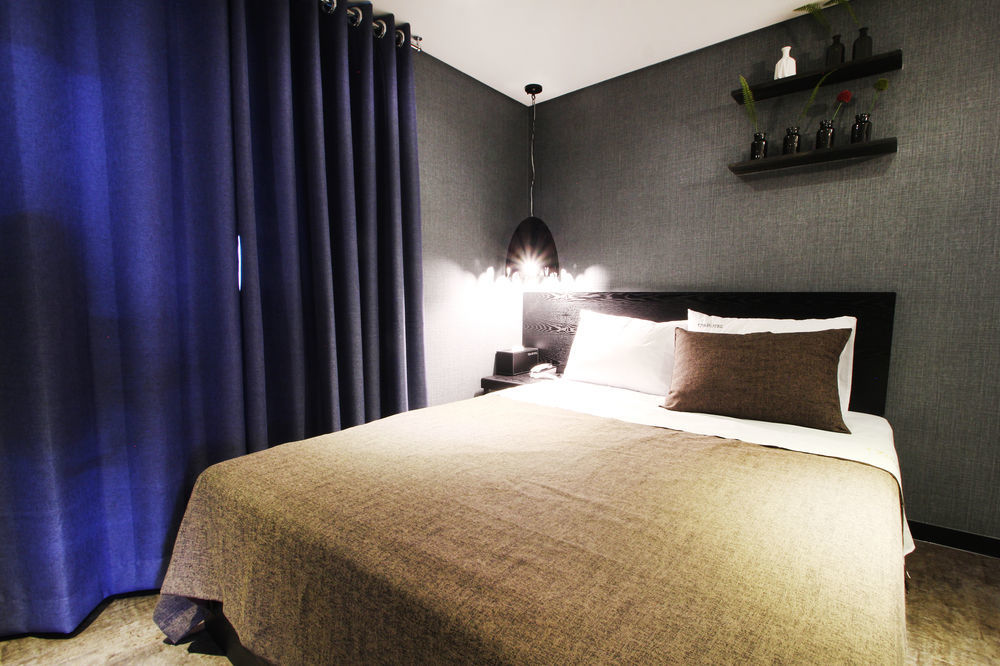 17Th Hotel Yeonje Dış mekan fotoğraf